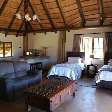 African Flair Country Lodge Piet Retief Exteriör bild