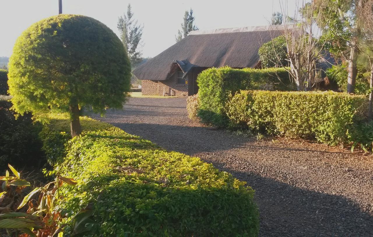 African Flair Country Lodge Piet Retief Exteriör bild
