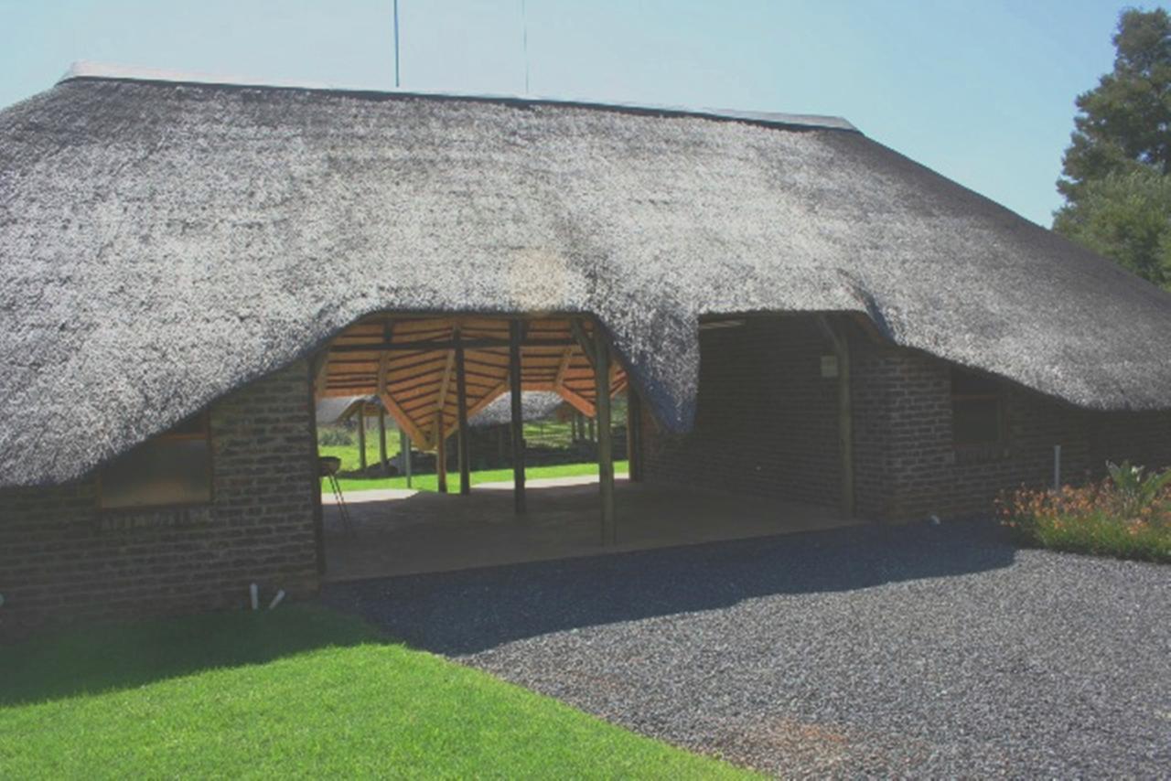 African Flair Country Lodge Piet Retief Exteriör bild